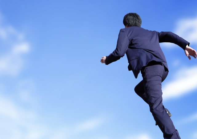 24時間働く営業担当イメージ